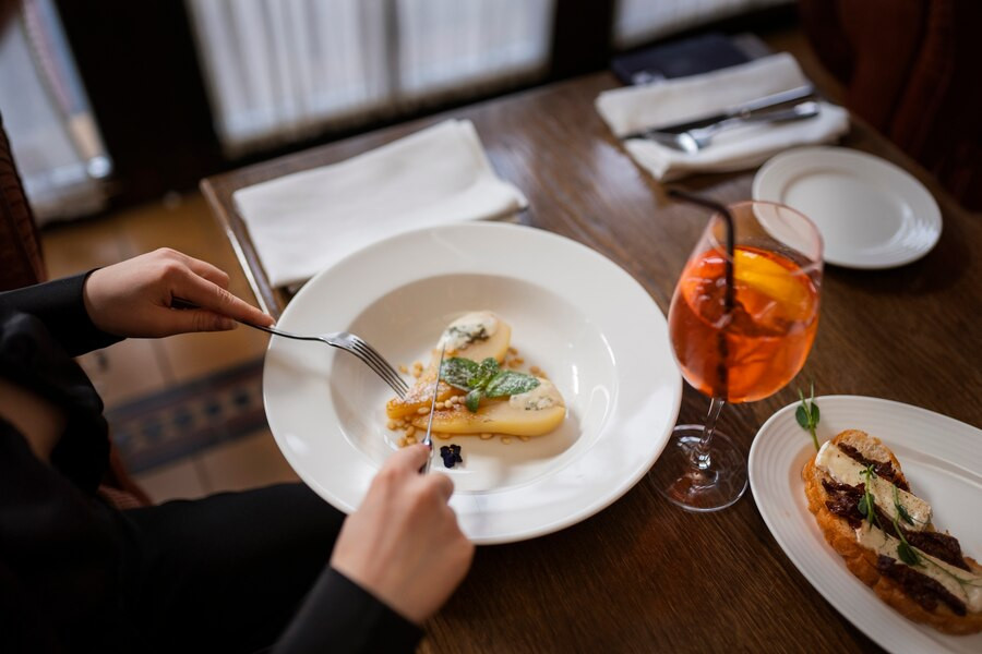 What Happens to Your Body When You Skip Dinner?