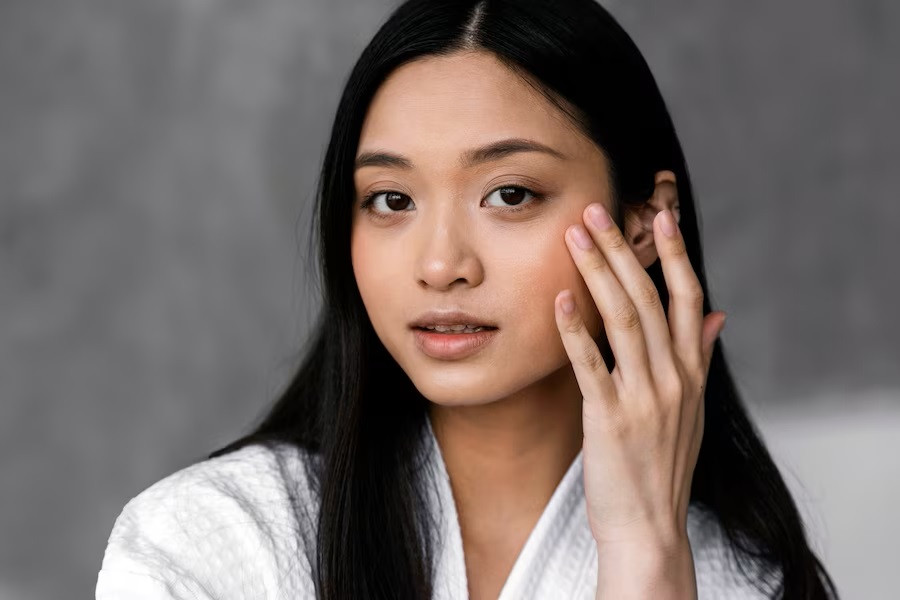 Perawatan Harian Bila Memiliki Kulit Sensitif