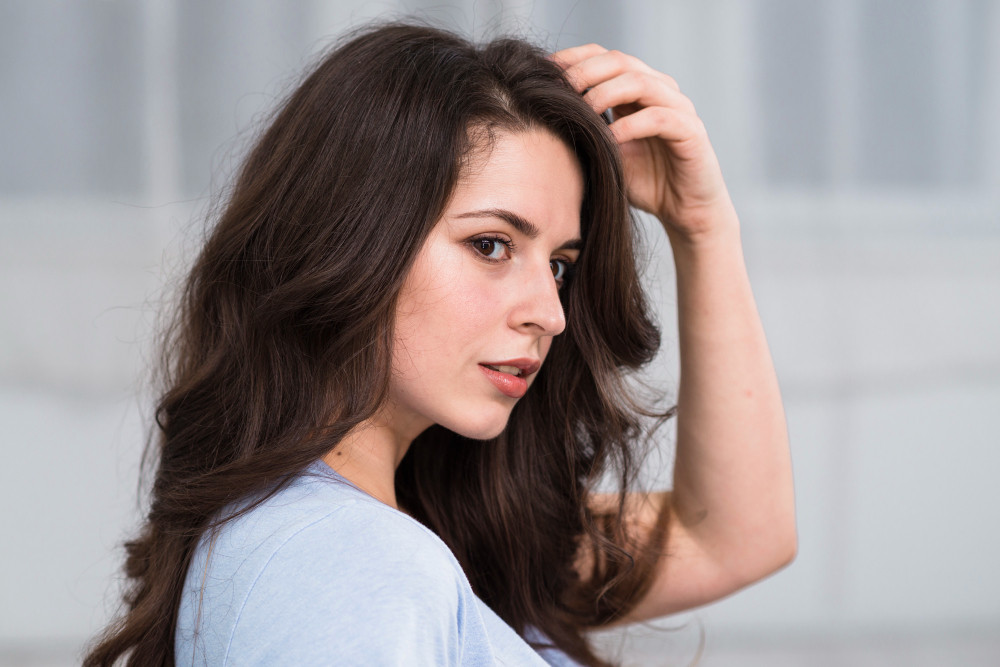 Tips Mengatasi Rambut Berminyak